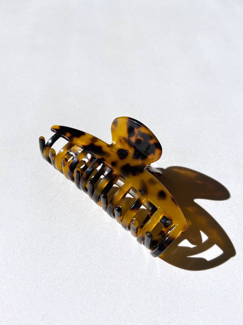 Big Speckled Tortoise Hair Claw Clip | Eco-Friendly: Gray - oh-eco